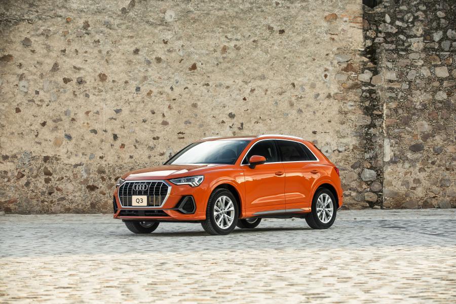  Audi Q3 35 TFSI S-Line 2020 года  (MX) (фото 10 из 40)